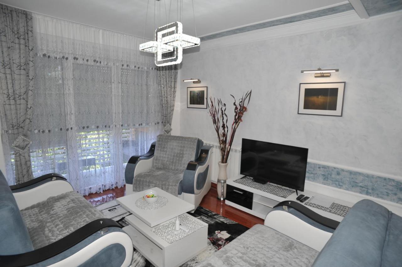 Twins Apartments Cacak Exterior photo