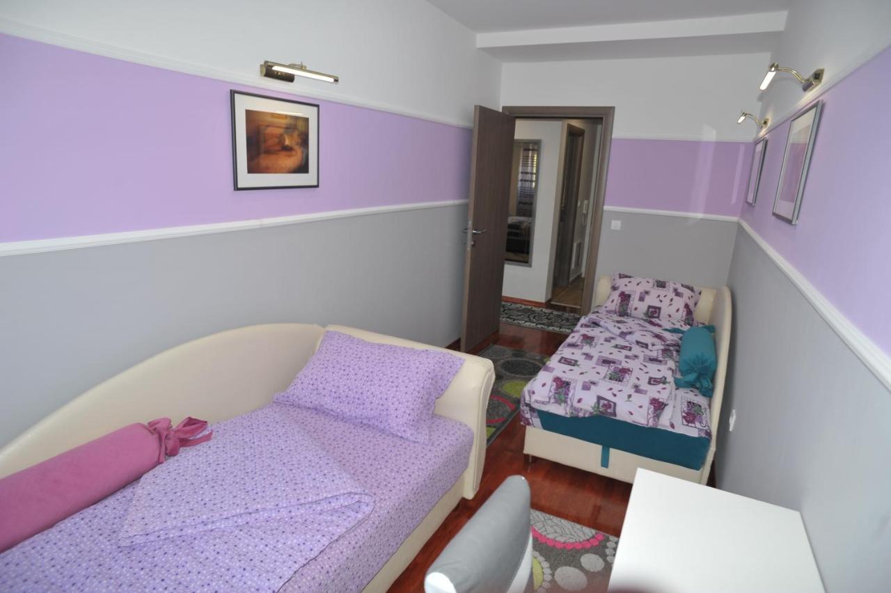 Twins Apartments Cacak Exterior photo
