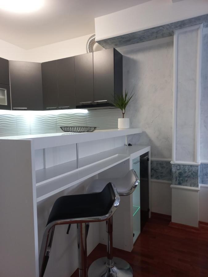 Twins Apartments Cacak Exterior photo